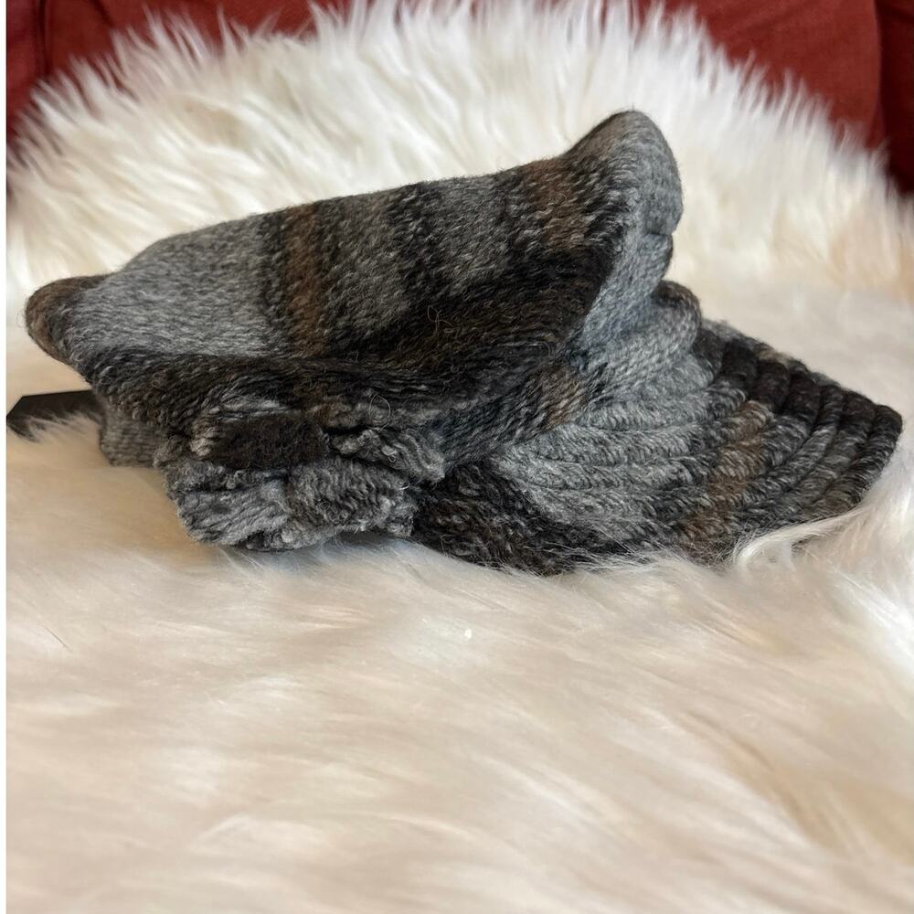La Fenice Gray Plaid Wool Blend Newsboy, Handmade Italy, NWT